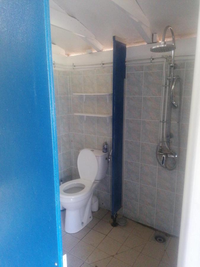 Emplacement Tente Camping Car Saint-Aubin-de-Nabirat Екстериор снимка